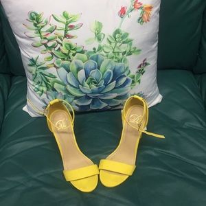 Yellow heels